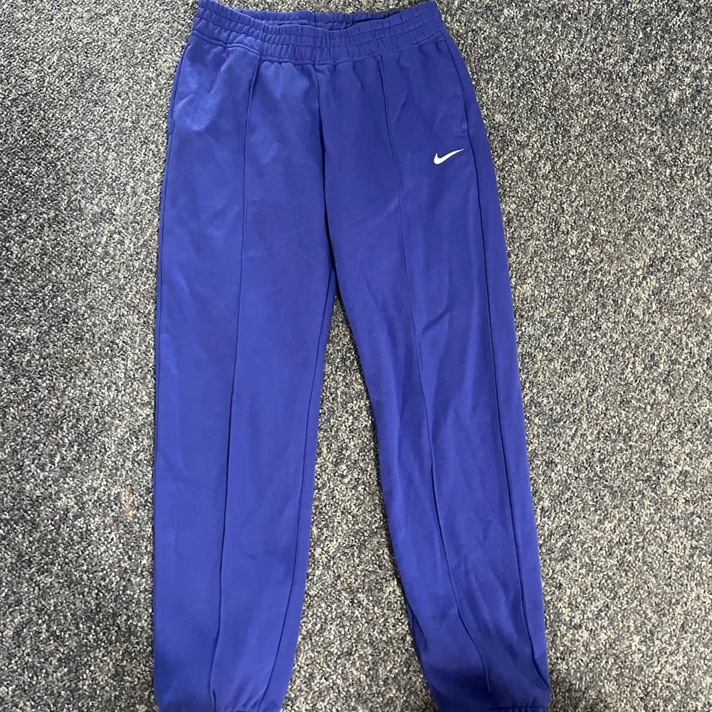 Nike sweats